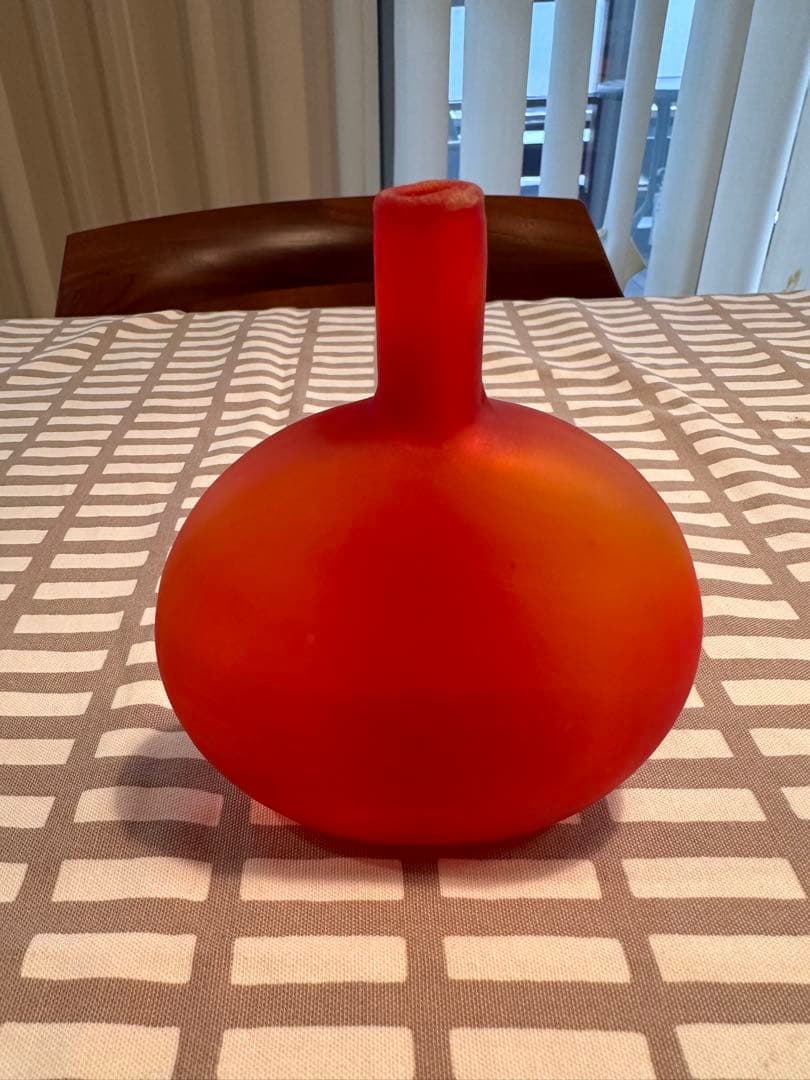 オイバトイッカ　ヌータヤルヴィ　一輪挿し