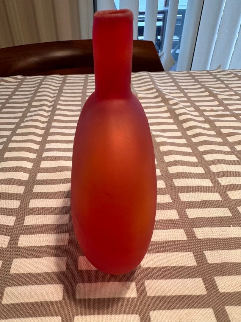 オイバトイッカ　ヌータヤルヴィ　一輪挿し