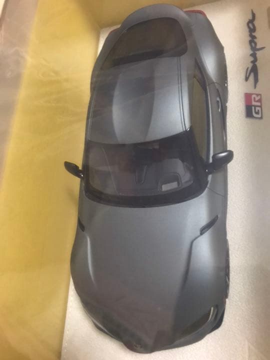 A90 スープラ　ミニカー　トヨタ　18分の1