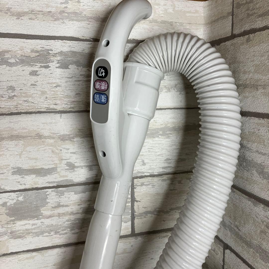 日立 紙パック掃除機　CV-VP5 2022年製