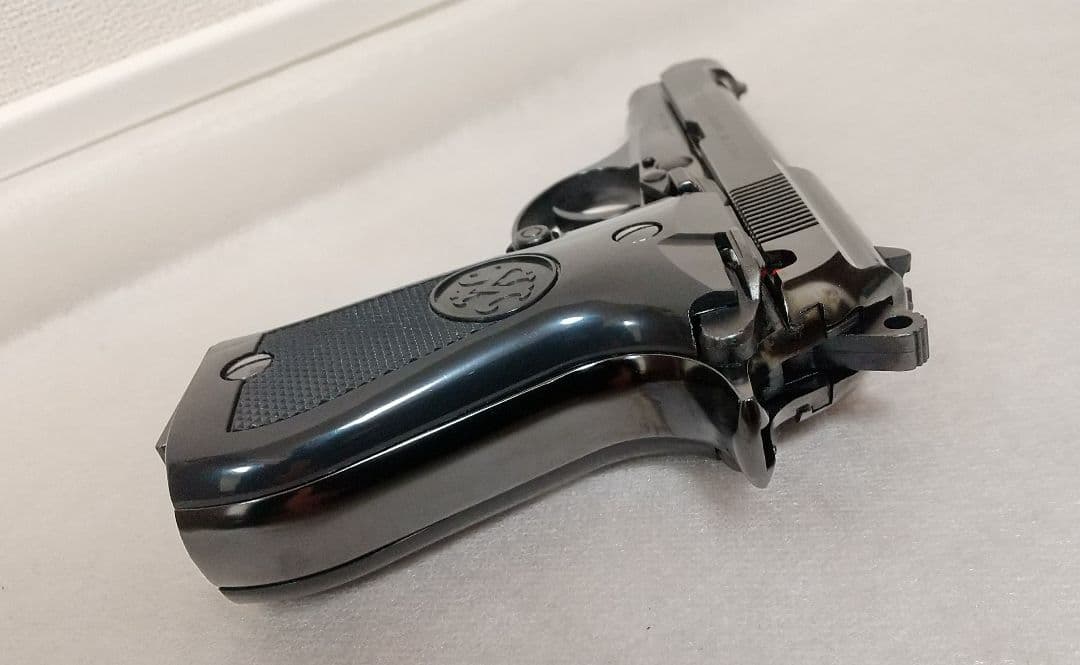 強化版 ベレッタ M84 Wディープブラック ABS モデルガン マルシン