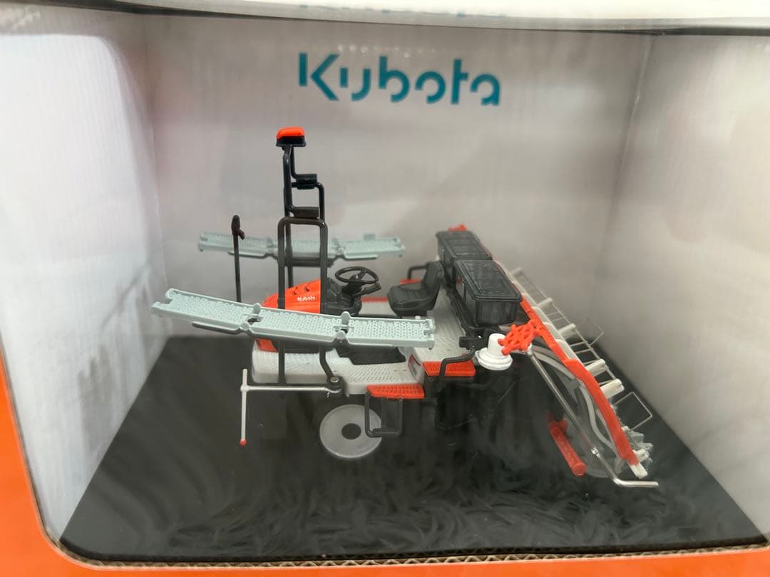 Kubota NAVIWEL トランスプランター ミニカー 1/32
