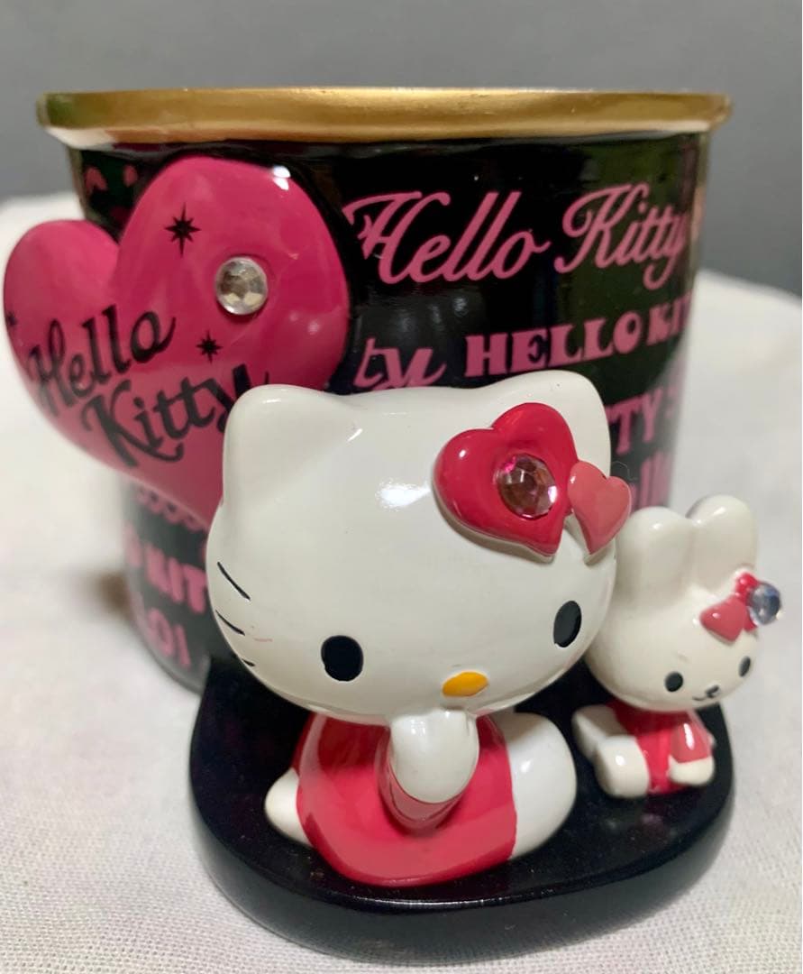 ハローキティ　プランター　ハート