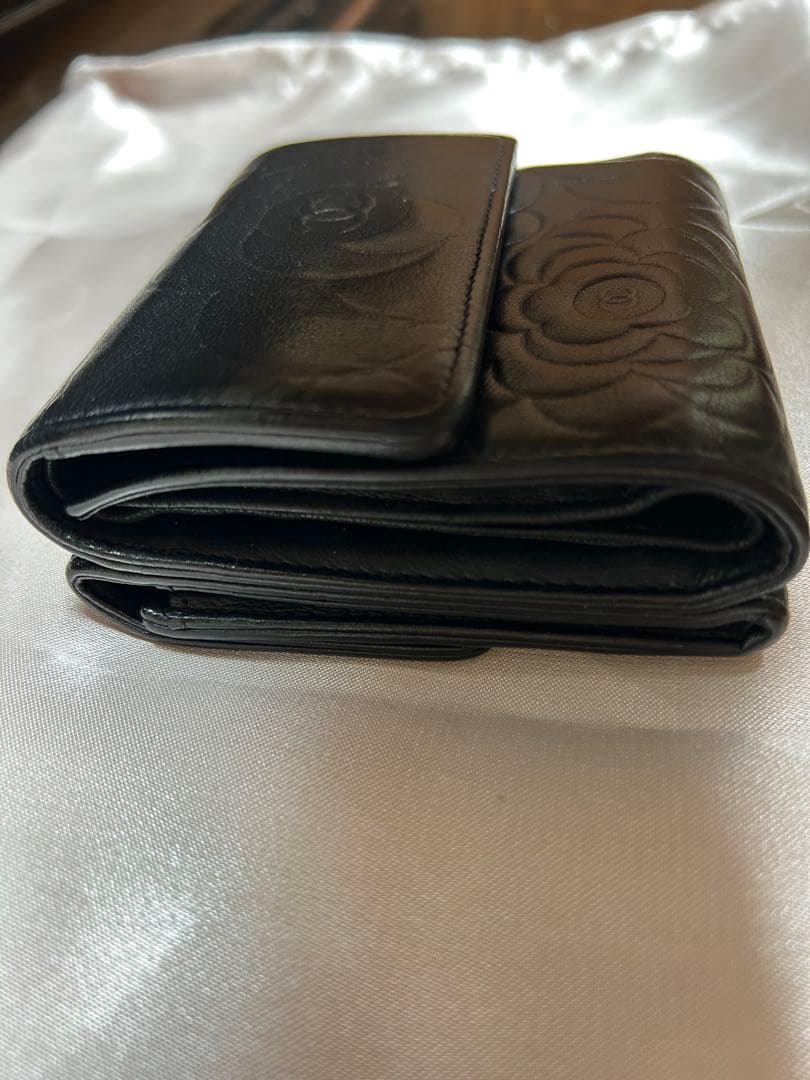 CHANEL カメリア　財布　ココマーク　ラムスキン　箱　証明カードあり