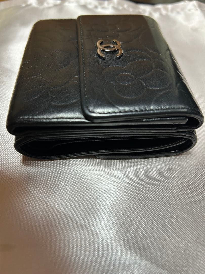 CHANEL カメリア　財布　ココマーク　ラムスキン　箱　証明カードあり