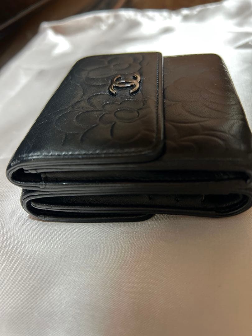 CHANEL カメリア　財布　ココマーク　ラムスキン　箱　証明カードあり