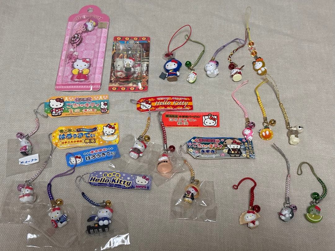 ご当地キティ　キーホルダー　まとめ売り