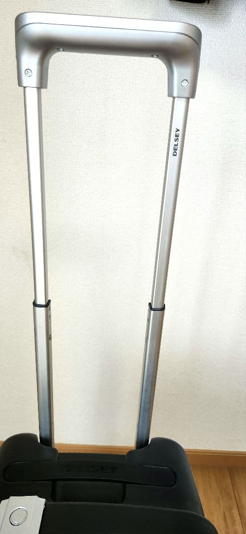 DELSEY 　PARIS　キャリーケス 45L　TSAロック搭載