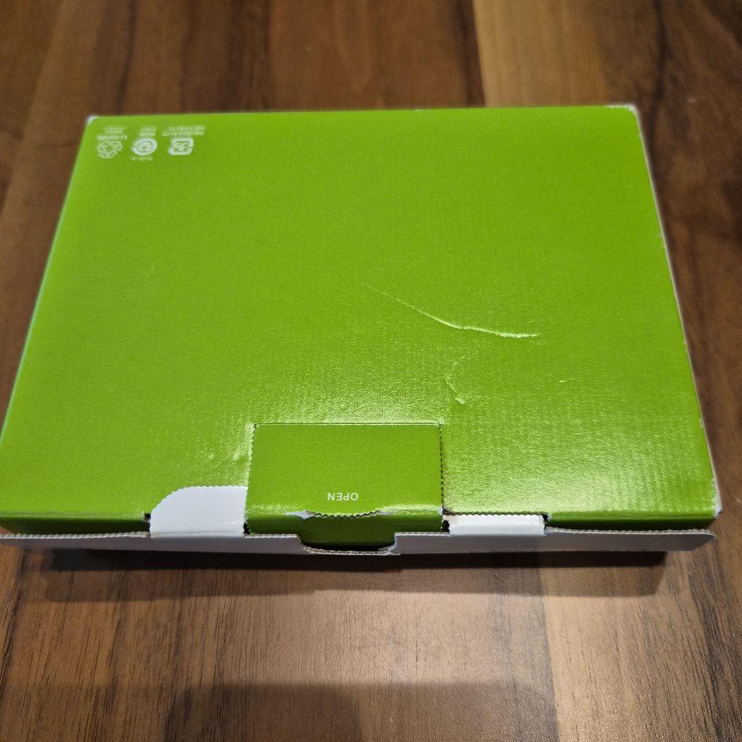 新品未使用 SIMフリー au GRATINA 4G KYF31 グリーン