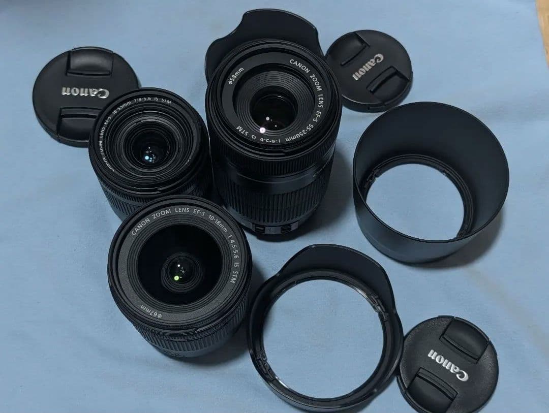 EOS Kiss X90、デジタル専用レンズ3本、320EXセット