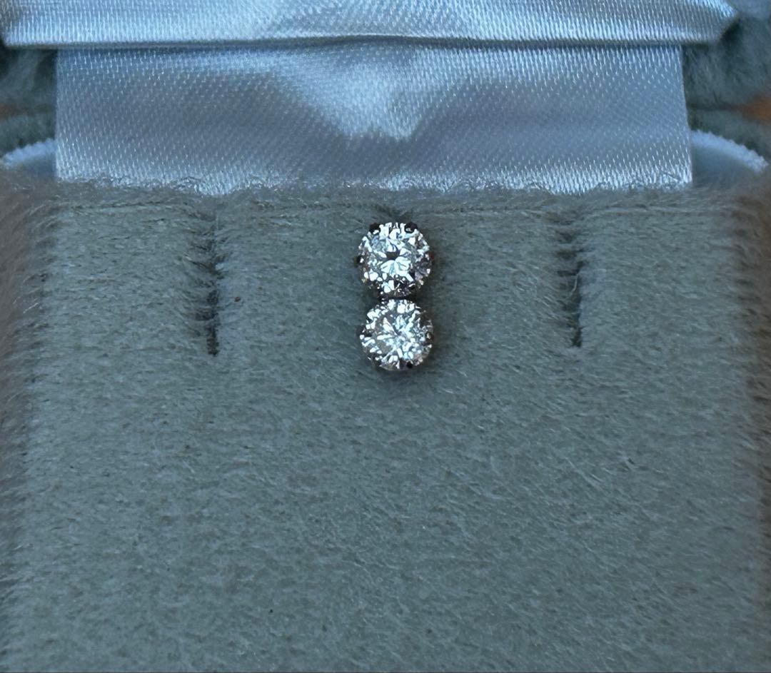pt900 天然プラチナダイヤモンドピアス　計0.5ct