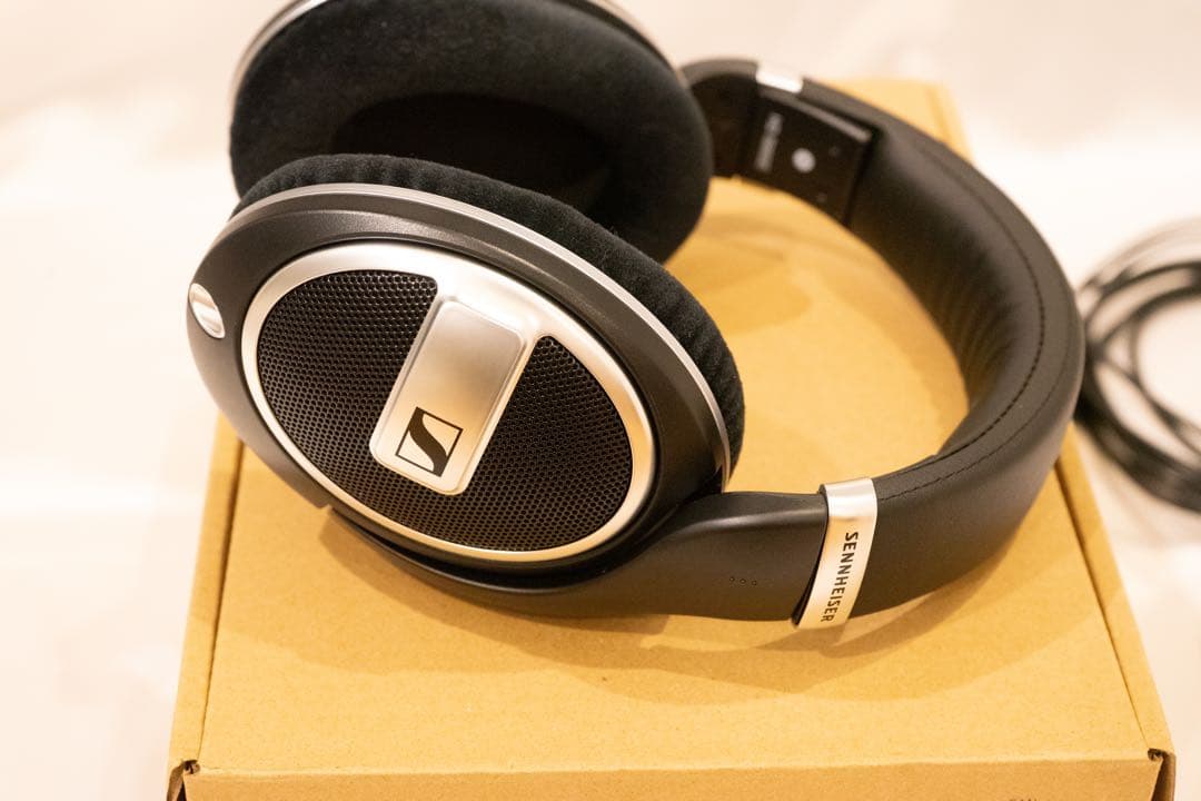 美品　Sennheiserゼンハイザー HD 599SE有線ヘッドホン