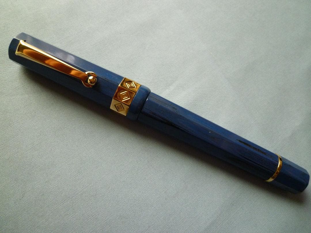 Santini　Nonagon　18K M　独逸製ブルーエボナイト軸