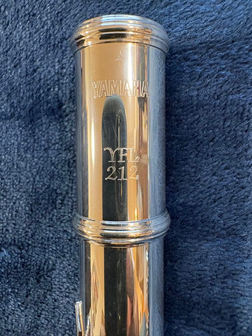 YAMAHA フルートYFL-212 ほぼ未使用　専用ケース付き