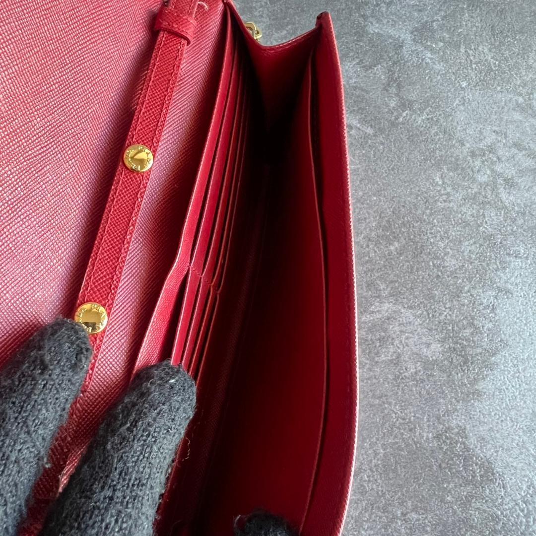 ⭐️PRADA⭐️プラダ サフィアーノ チェーンウォレット レッド