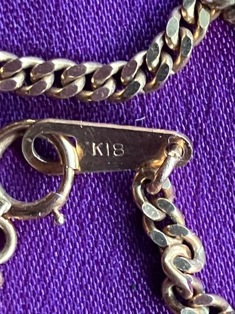 18金　ネックレス　幅約2.4ミリ　中古品　1点