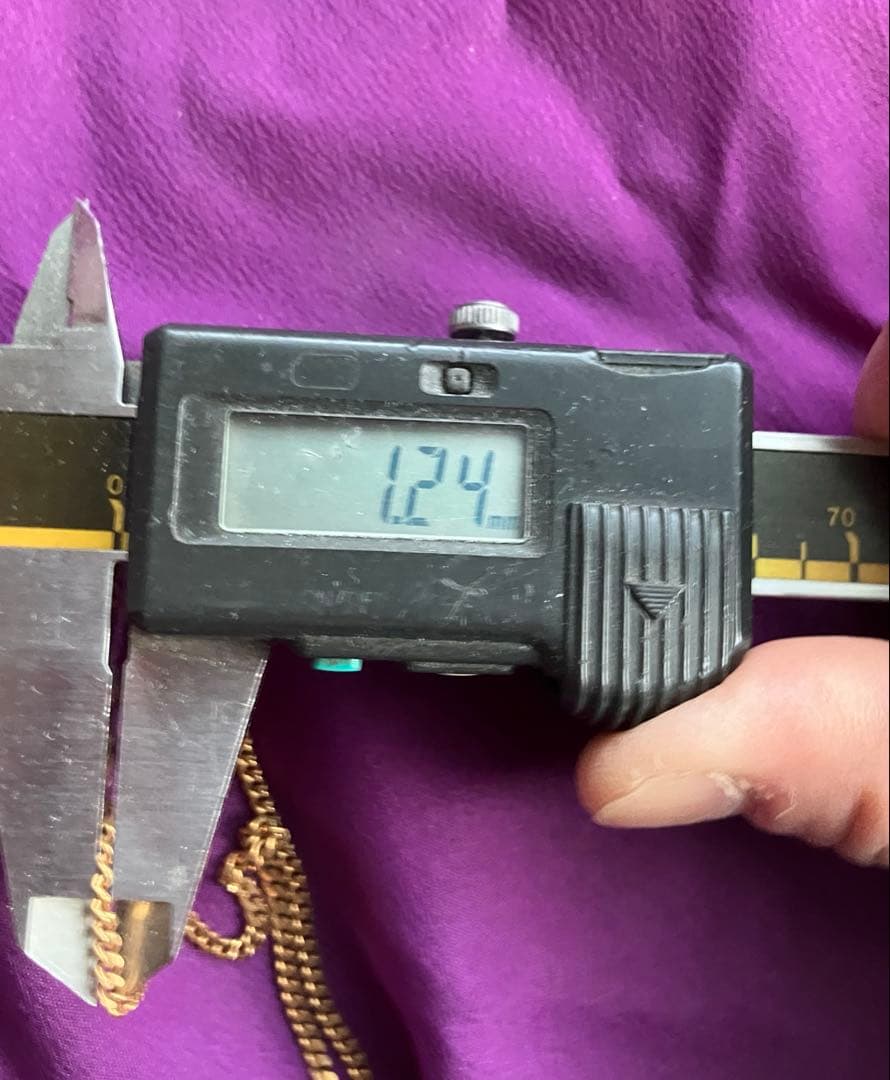 18金　ネックレス　幅約2.4ミリ　中古品　1点