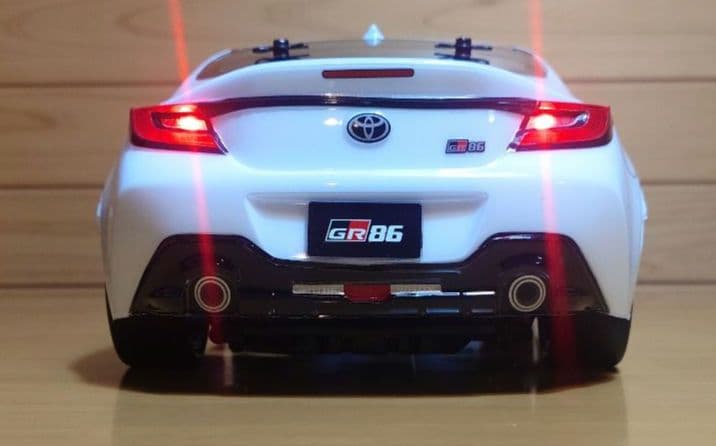 田宮RCトヨタGR86LEDライト付ファーストトライ＆プロポバッテリーセット完成