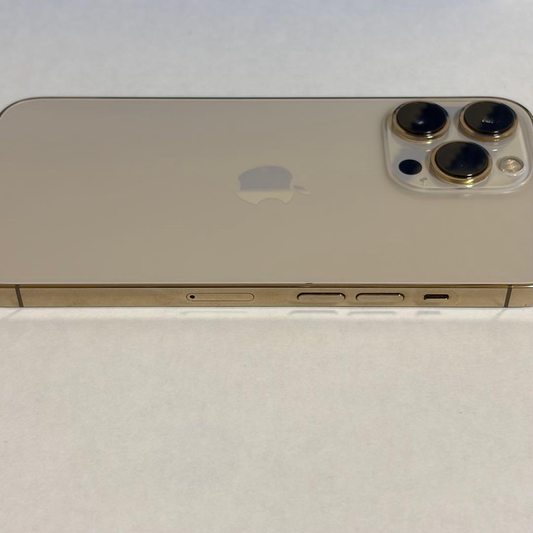 Apple iPhone 13 Pro ゴールド