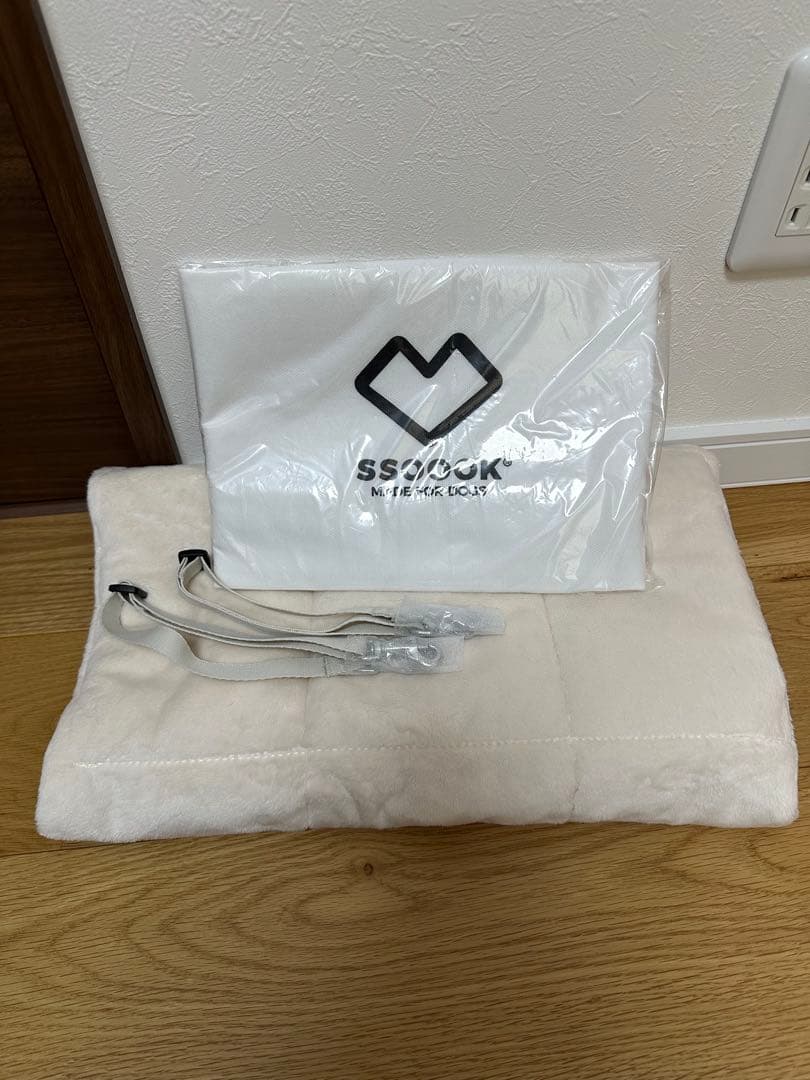 SSOOOK SLINGBAG(V.スマート、バッグ右） サイズM