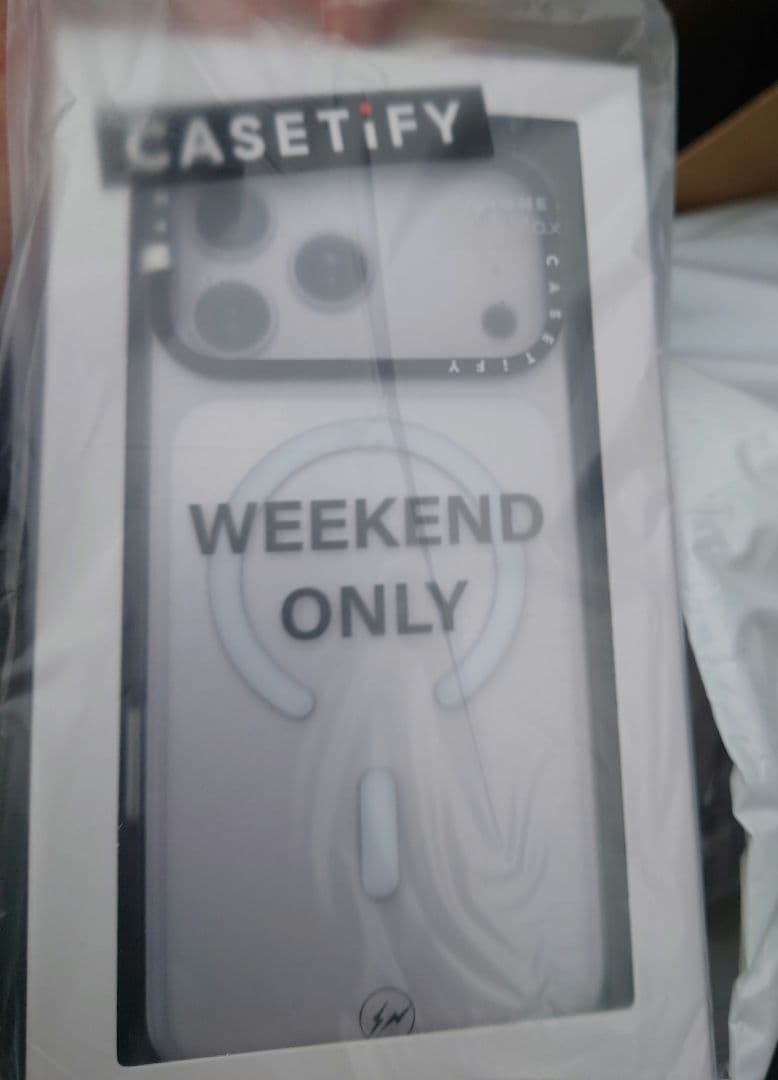 iPhoneアクセサリー iPhone17promax WEEKEND fragment CASETiFY