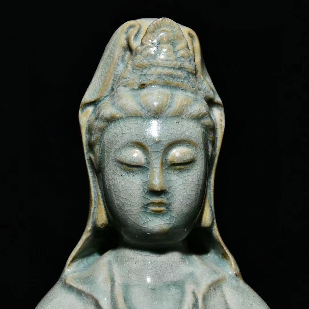 中国古美術・旧蔵の陶磁器、宝珠を持つ静かな思索の観音・12x41cm・供養仏像