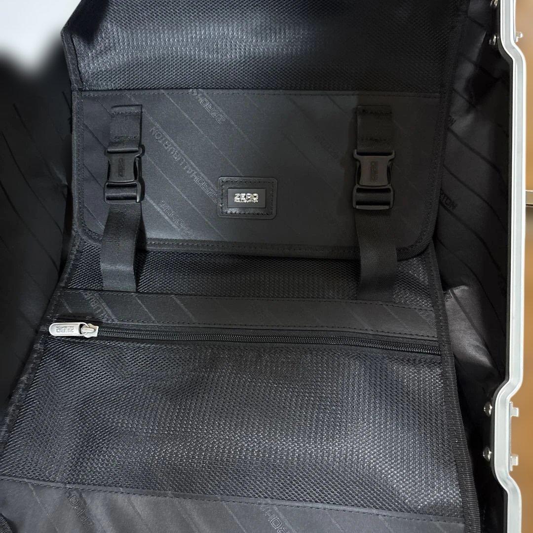 ZERO HALLIBURTON キャリーケース