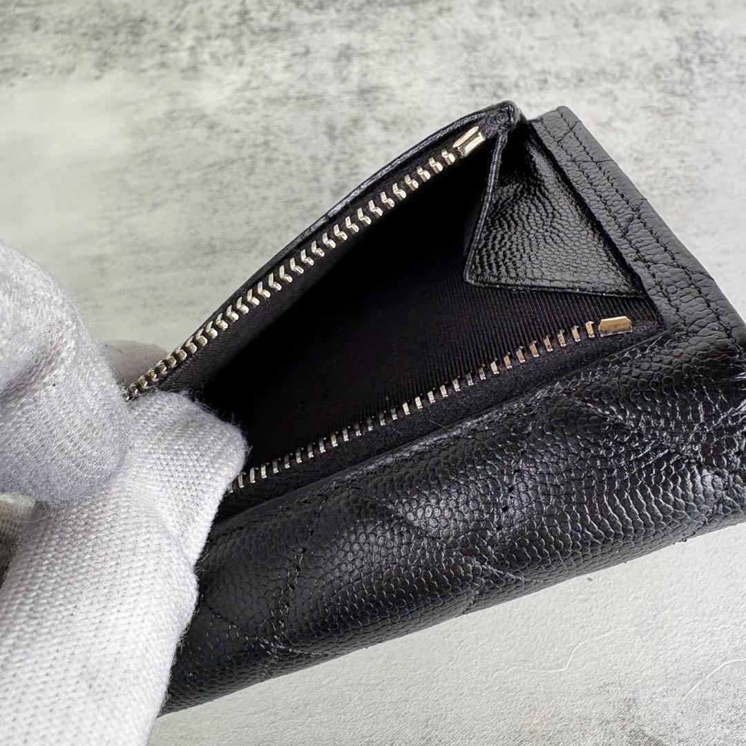 CHANEL キャビアスキン　マトラッセ　三つ折り財布　背面ケース