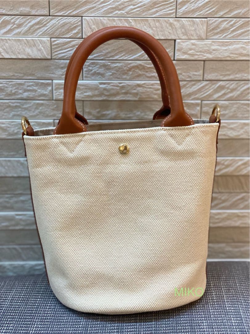 新品未使用★SEVENTEN by MIHO K馬刺繍ミニショルダーバック