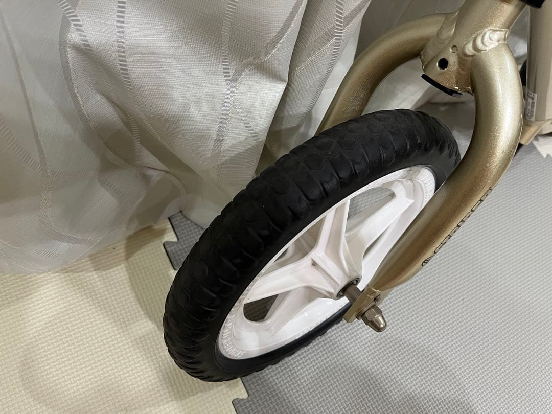 ストライダー プロ　【限定カラー】シャンパンゴールド