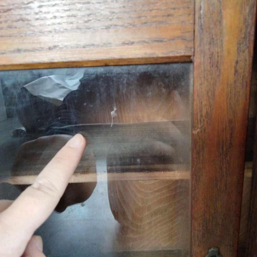 昭和レトロ 古家具 ガラス戸 木製キャビネット 食器棚 サイドボードカップボード