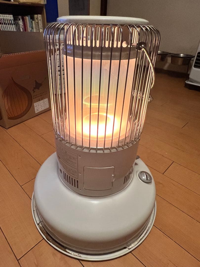 ぺきTOYOTOMI Rainbow 灯油ストーブRB-25F