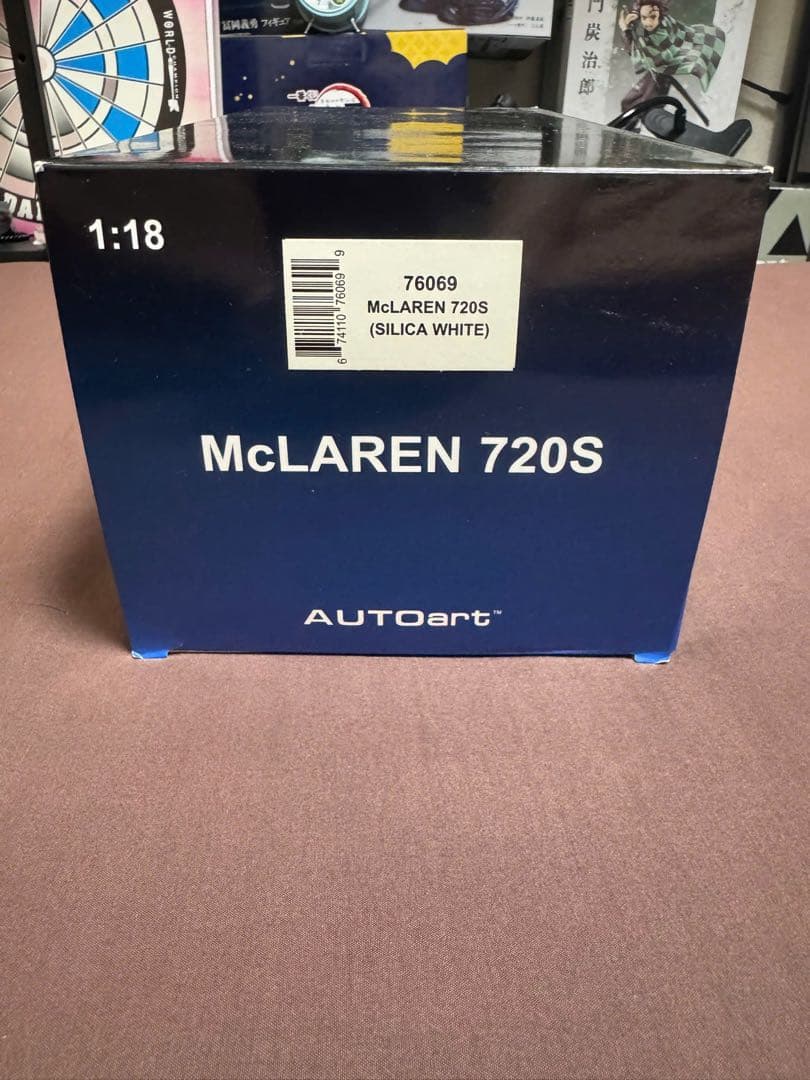 オートアート　McLaren 720s マクラーレン720s 1/18