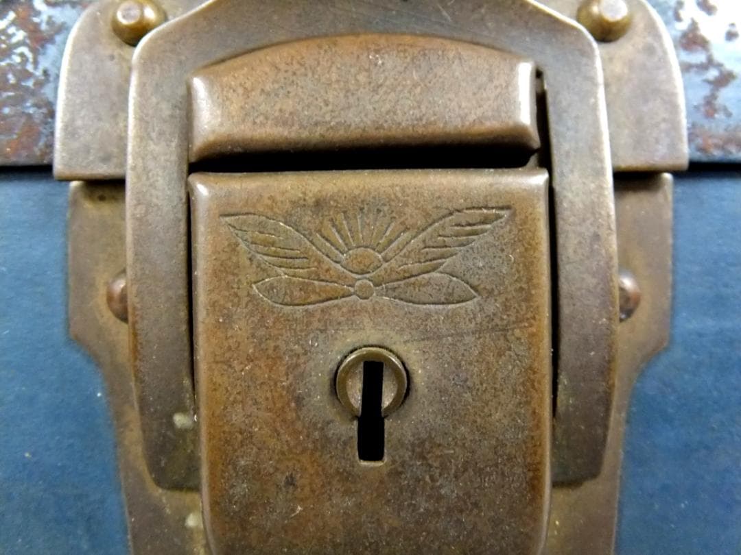 D543 軍物 プロペラ 翼 旭日 マーク 旧日本軍 トランク 鞄 アンティーク