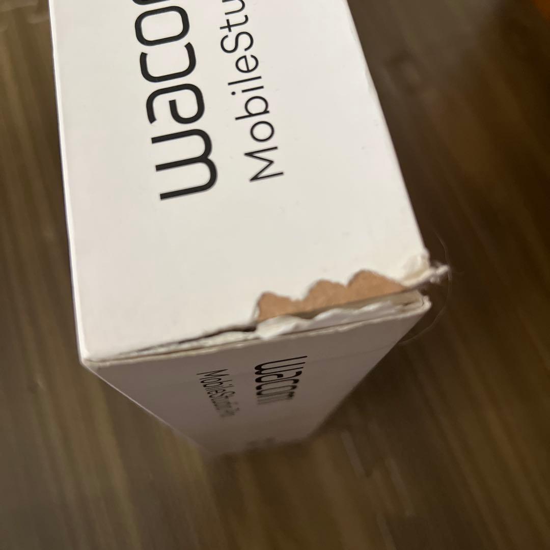 液タブ・ペンタブ Wacom MobileStudio Pro16GB DTH-W1620M/K0