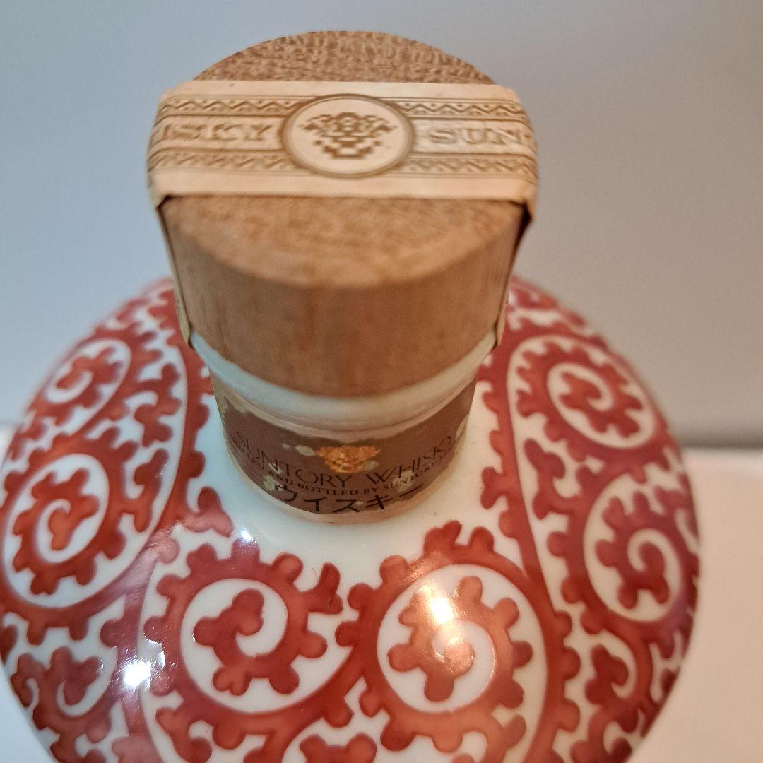 白州ウイスキー whisky サントリー 有田焼ボトル 赤絵蛸唐草 「寿 」