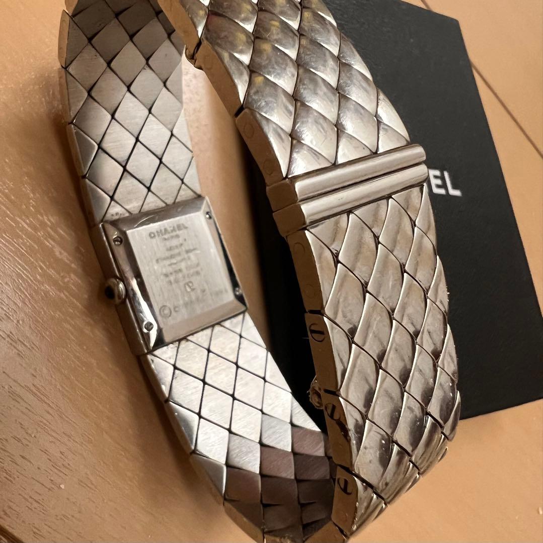シャネル マトラッセ バングルウォッチ レディース 腕時計