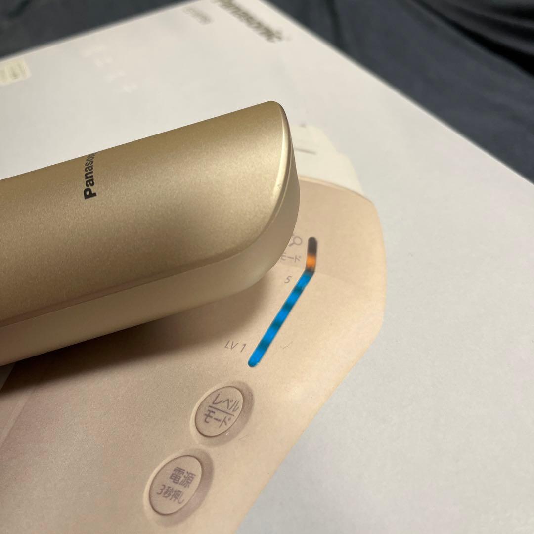 Panasonic 光エステ脱毛器 ゴールドES-WP98-N