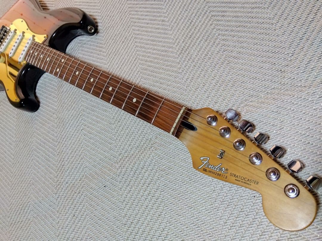 Fender mexico 3-COLOR SUNBURST 限定モデル