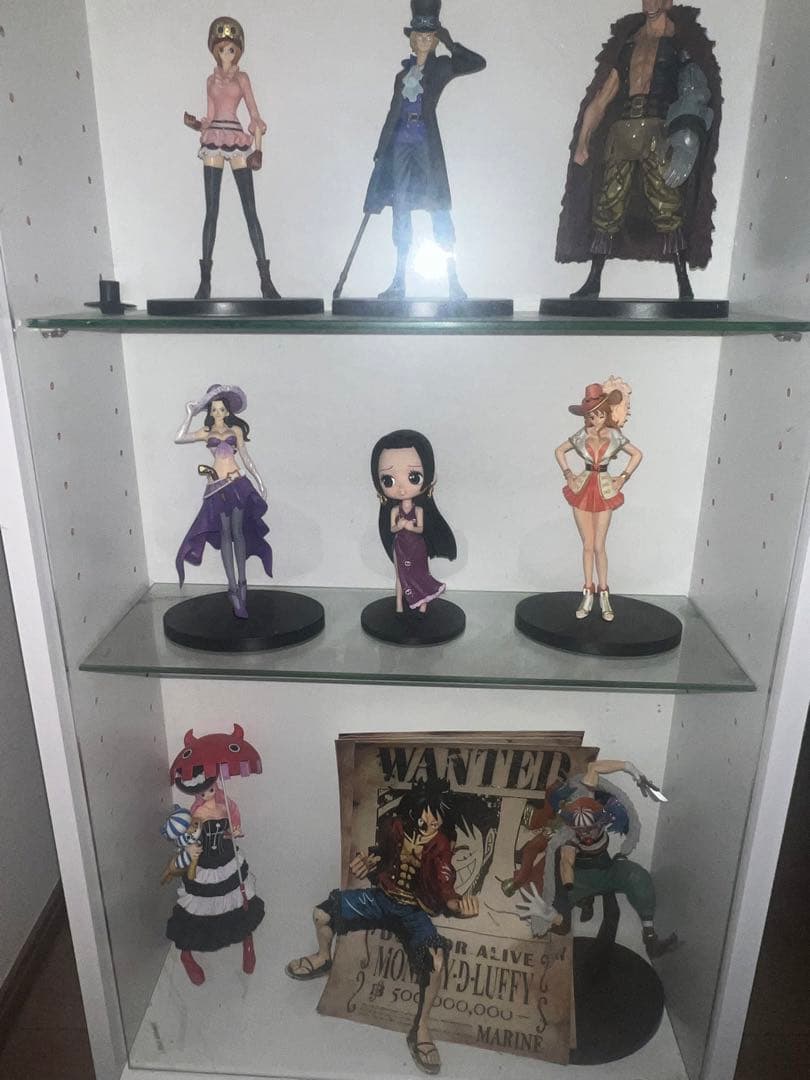 値段の希望はコメントで教えてください。ワンピース　フィギュア　新品未開封2つ