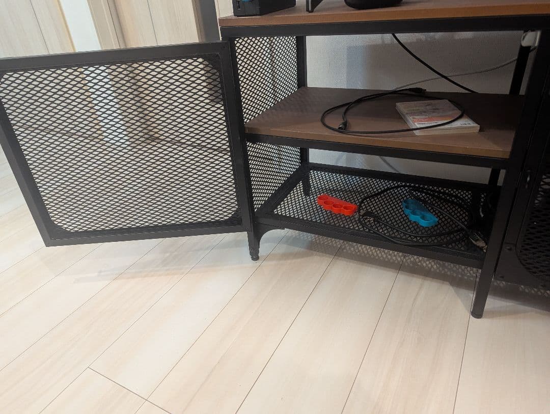 【最終値下げ済み】IKEA テレビ台 フィエルボ 組立済　150x36x54cm