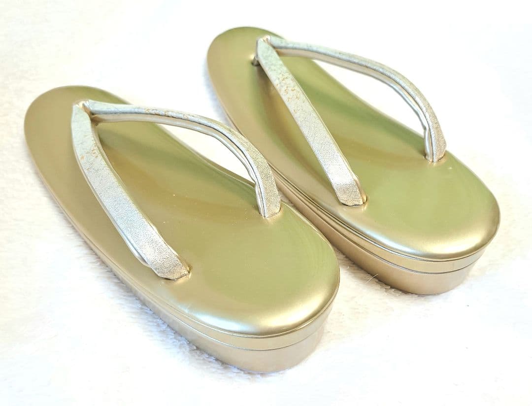 未使用品 草履バッグセット⑨ シルバーゴールド 卒業 入学 結婚 留袖 付下 金