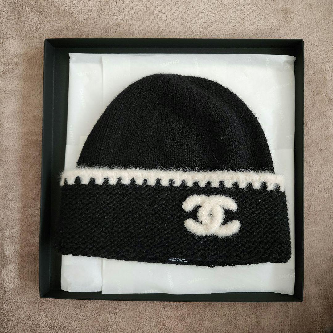 CHANEL ニット帽 ブラック・ホワイト