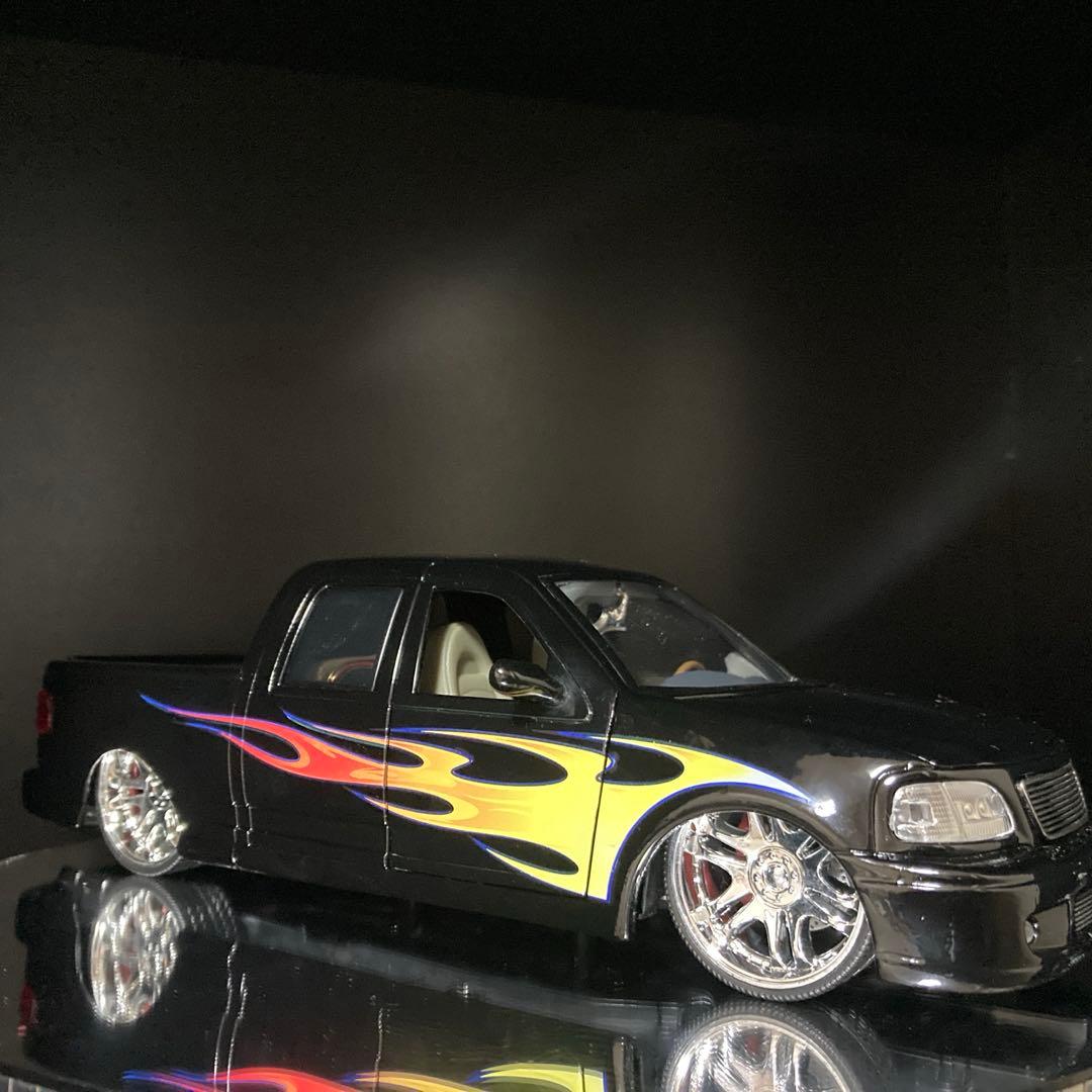 jada toys DUB Ford F-150 1/24 ホーミーズ付き