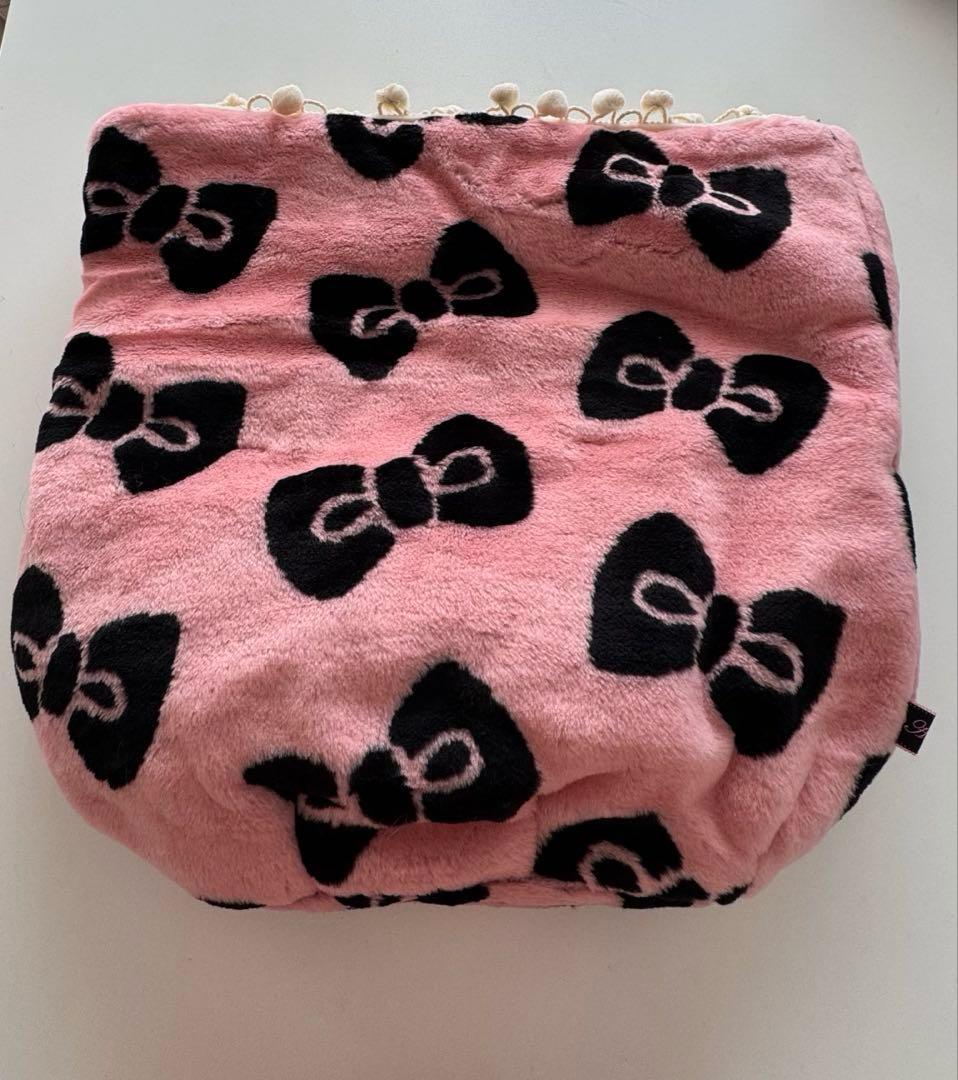 ★新品未使用★ふわふわ暖かい リボン柄ファーベッド リバーシブル 小型犬 小動物