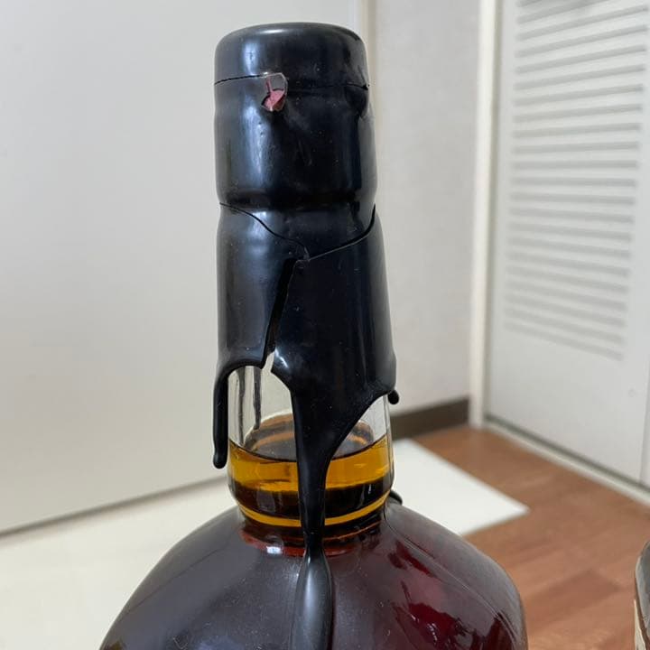 メーカーズマーク　ブラックトップ　ブルートップ