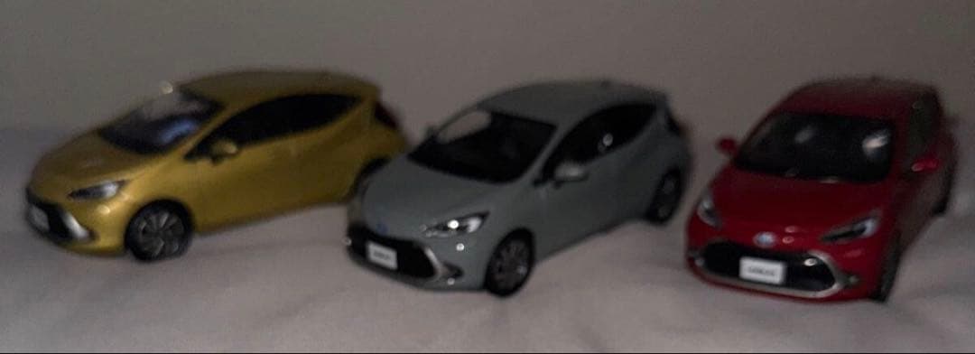 非売品　トヨタ　アクア　ミニカー　カラーサンプル　9台セット