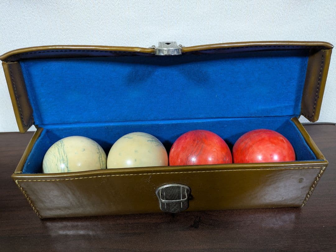 ビリヤードボール