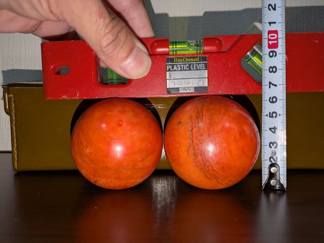 ビリヤードボール