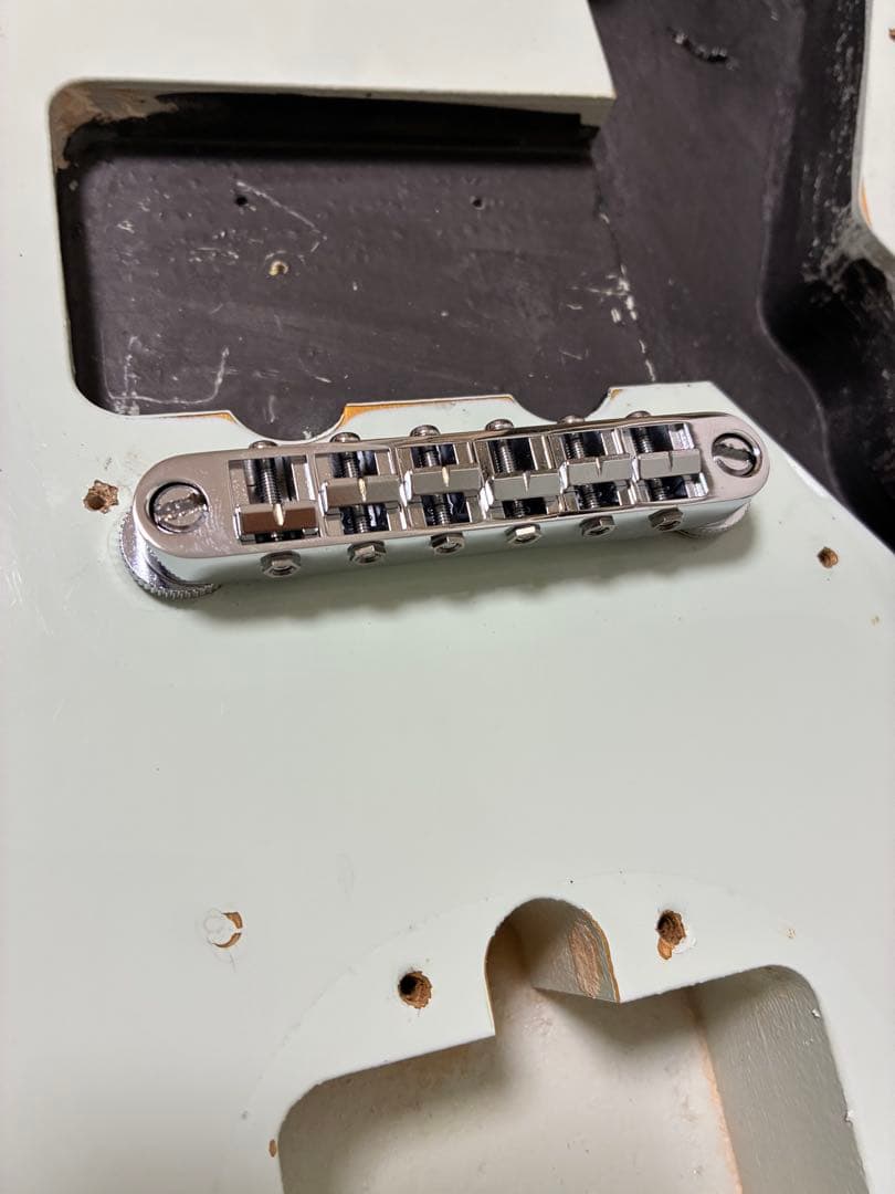 Squier vintage modified jazzmasterボディ